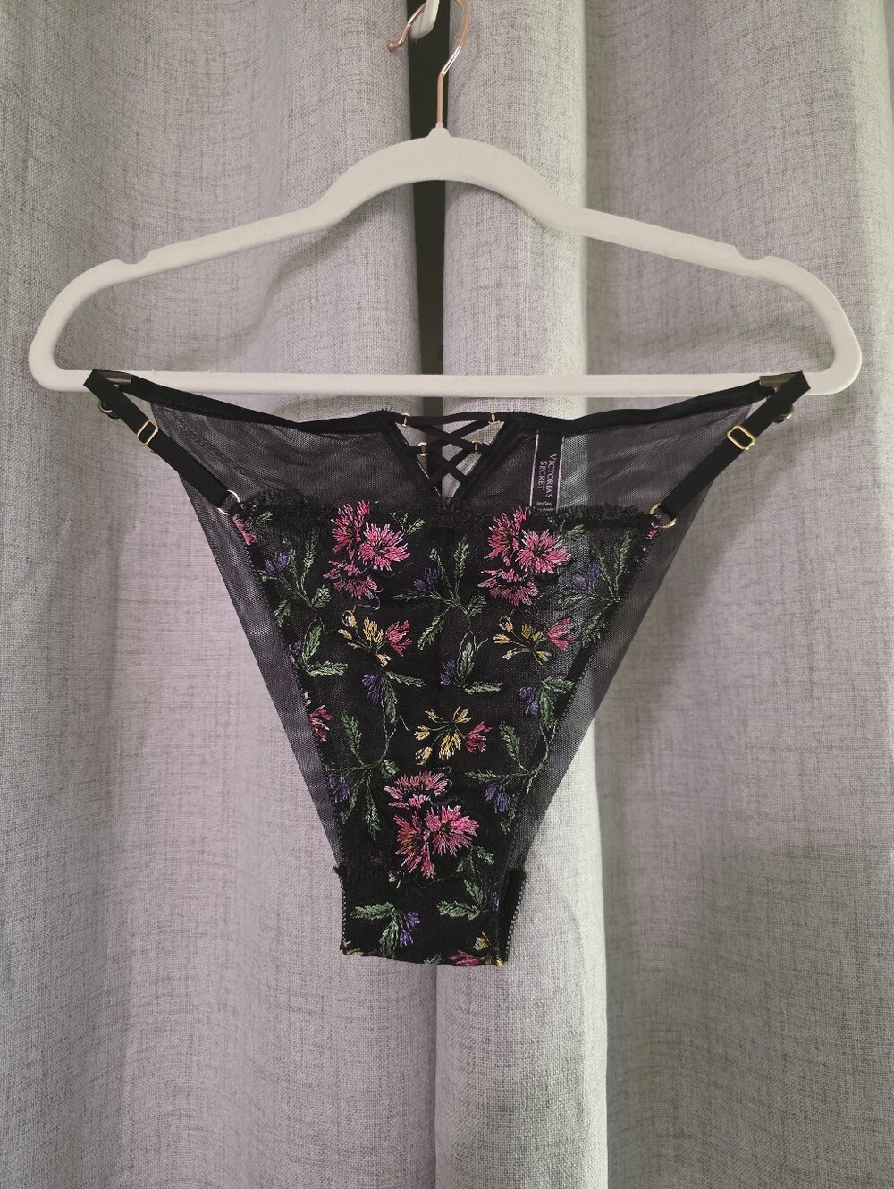 Victoria's Secret Floral Embroidered Black Lace Bustier Set - Picture 8 of 9
